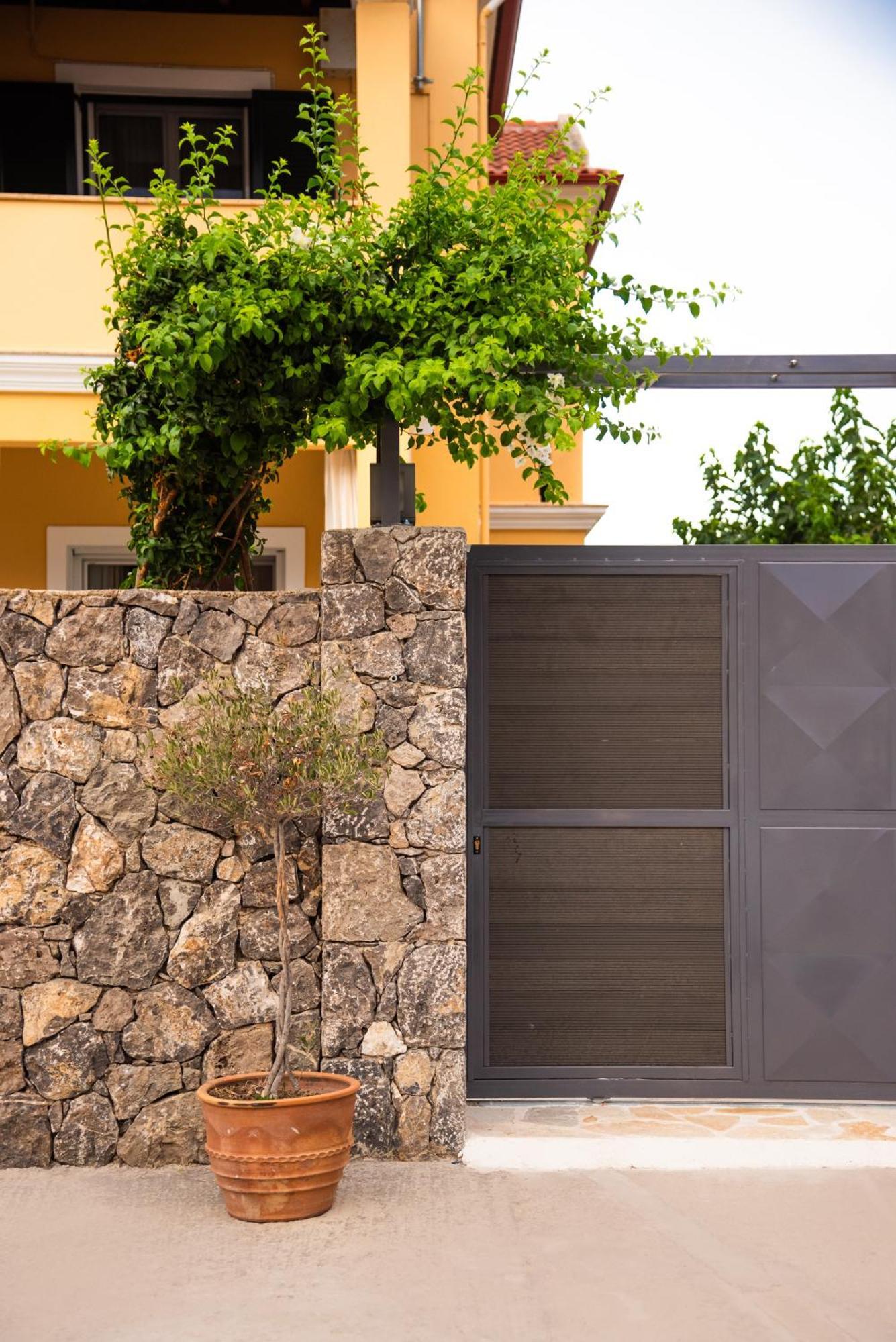 Petrití Casa Dell Amore מראה חיצוני תמונה